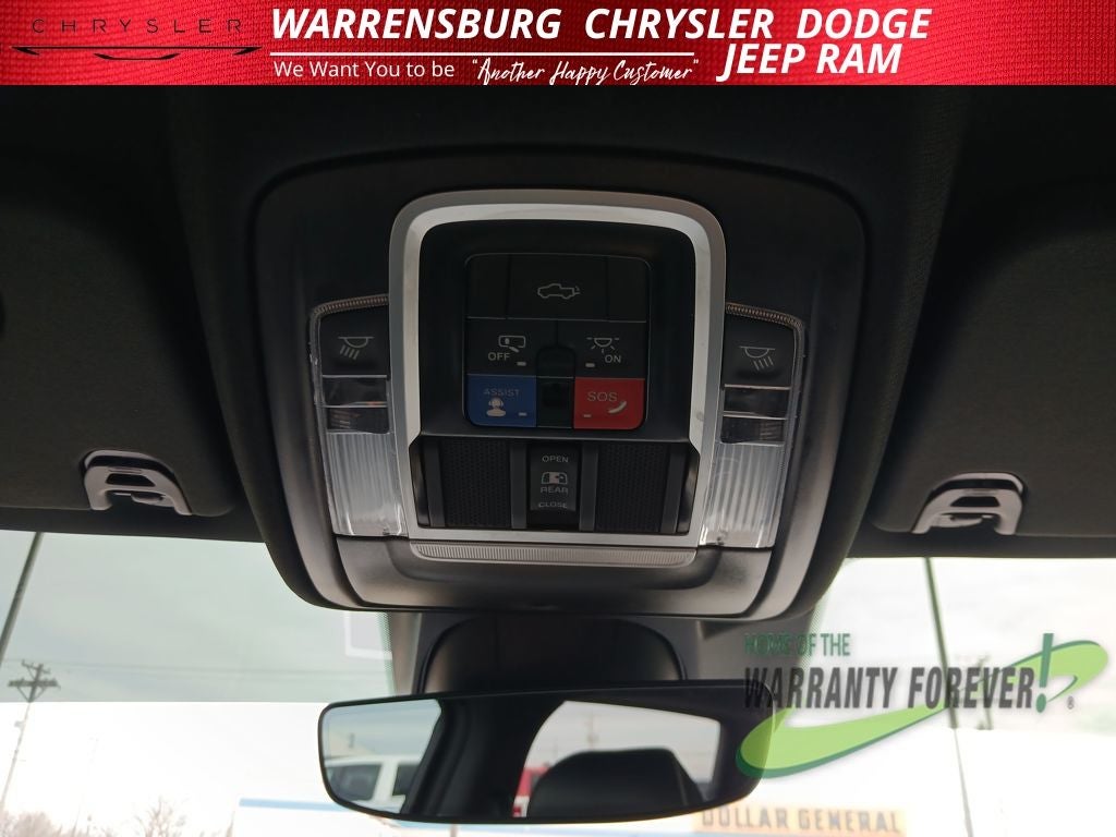 2023 RAM 1500 Laramie Crew Cab 4x4 5'7' Box