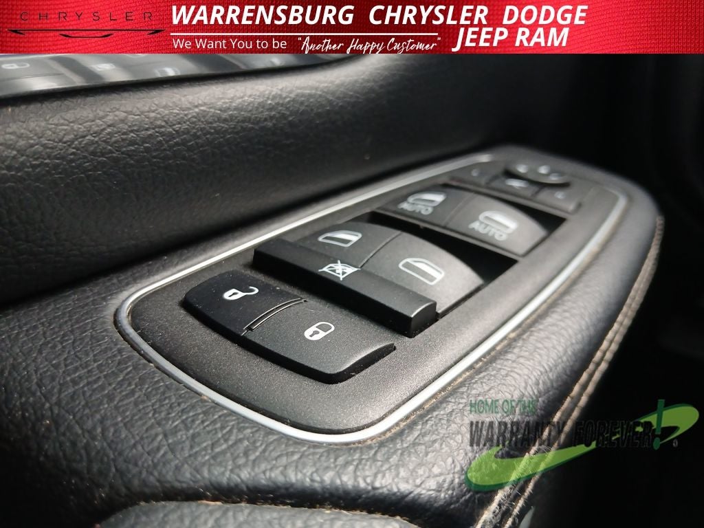 2023 RAM 1500 Laramie Crew Cab 4x4 5'7' Box