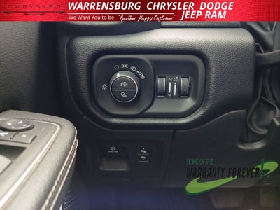 2023 RAM 1500 Laramie Crew Cab 4x4 5'7' Box