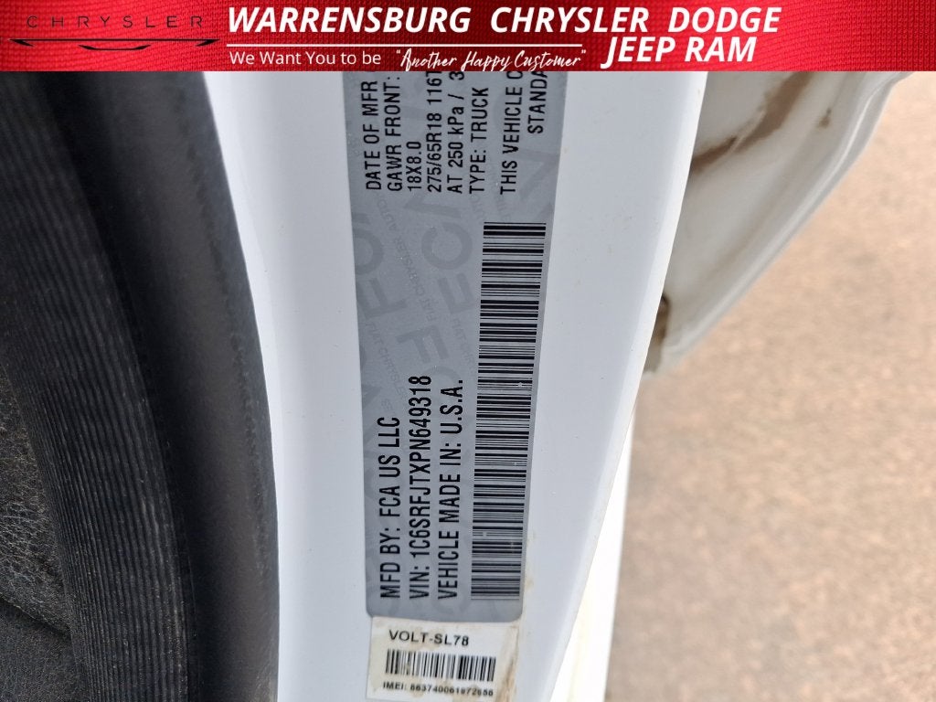 2023 RAM 1500 Laramie Crew Cab 4x4 5'7' Box