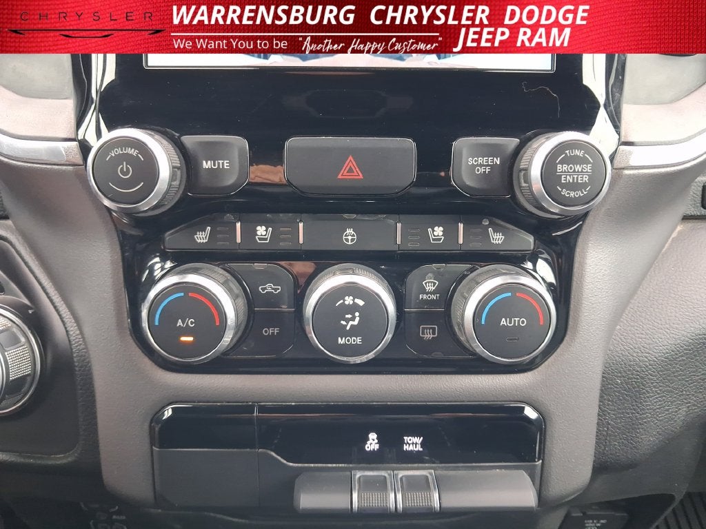 2023 RAM 1500 Laramie Crew Cab 4x4 5'7' Box