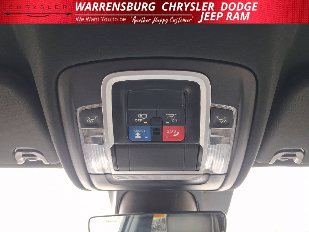 2023 RAM 1500 Laramie Crew Cab 4x4 5'7' Box