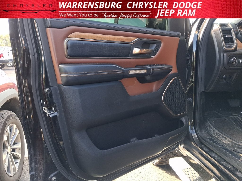 2019 RAM 1500 Longhorn Crew Cab 4x4 5'7' Box