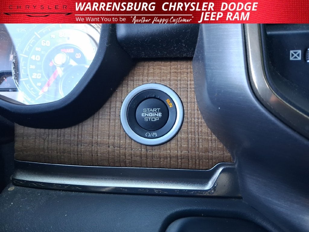 2019 RAM 1500 Longhorn Crew Cab 4x4 5'7' Box