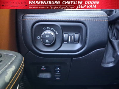 2019 RAM 1500 Longhorn Crew Cab 4x4 5'7' Box