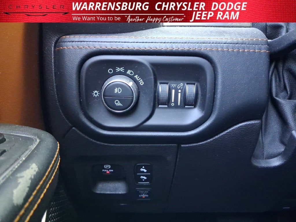 2019 RAM 1500 Longhorn Crew Cab 4x4 5'7' Box