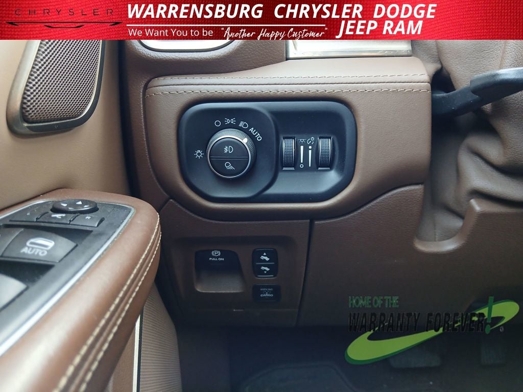 2020 RAM 1500 Laramie Longhorn Crew Cab 4x4 5'7' Box