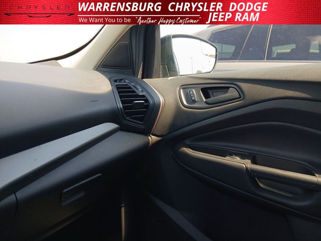 2016 Ford Escape S