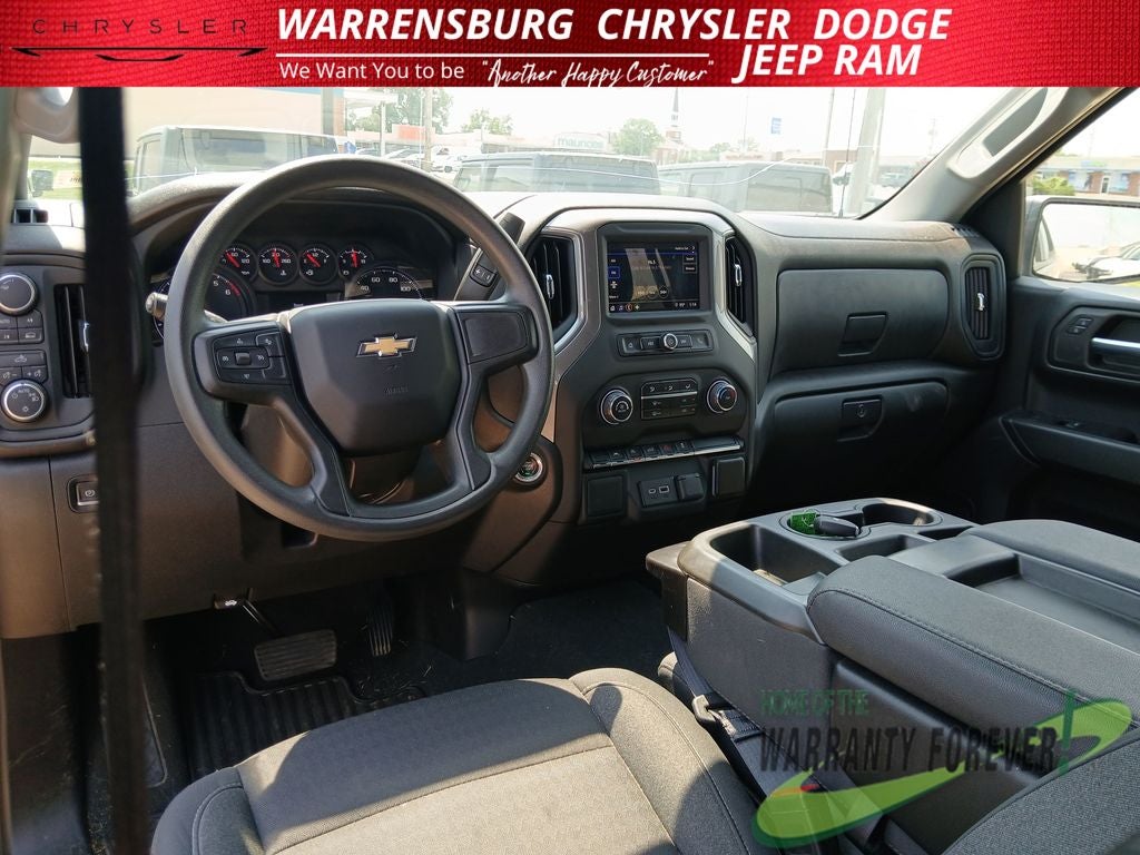 2023 Chevrolet Silverado 1500 4WD Crew Cab Standard Bed Custom