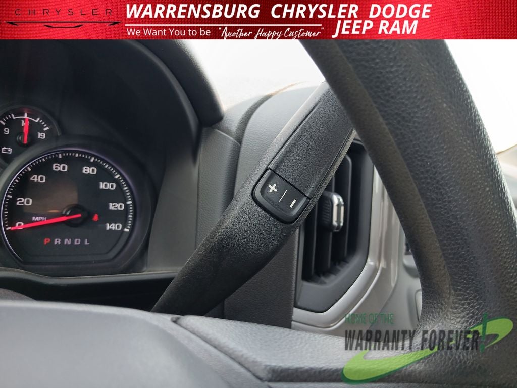 2023 Chevrolet Silverado 1500 4WD Crew Cab Standard Bed Custom