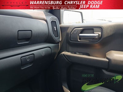 2023 Chevrolet Silverado 1500 4WD Crew Cab Standard Bed Custom