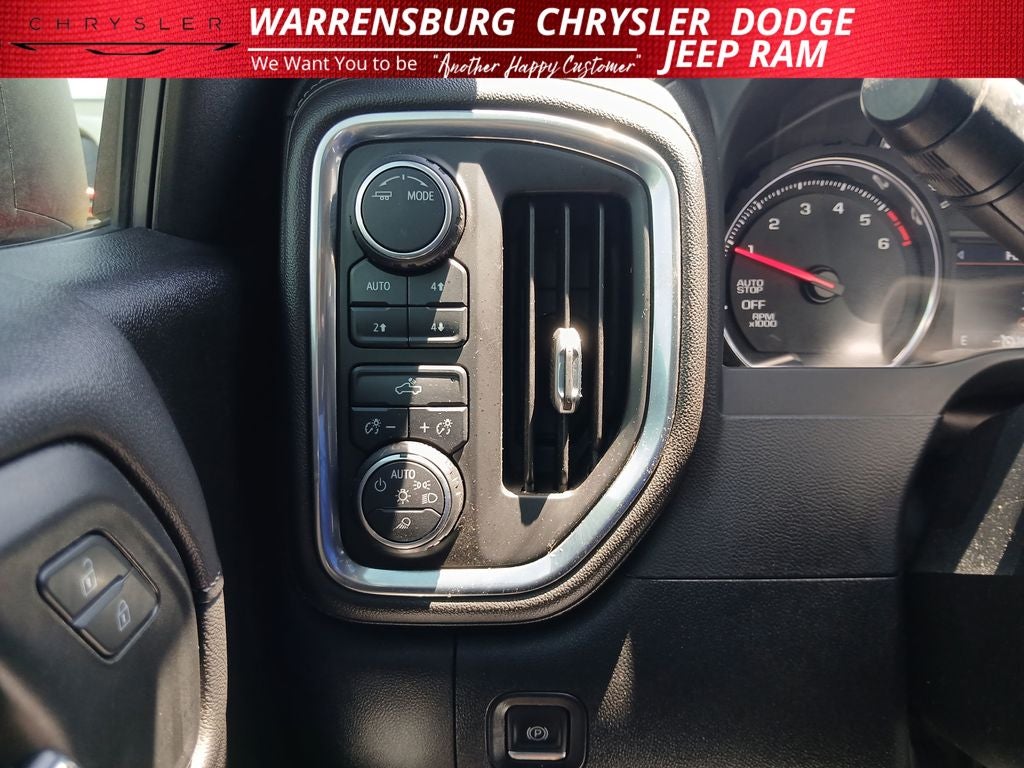 2020 Chevrolet Silverado 1500 4WD Crew Cab Short Bed LT
