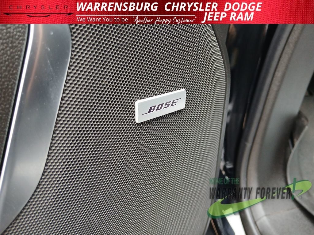 2023 Chevrolet Suburban 4WD LT