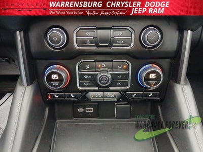 2023 Chevrolet Suburban 4WD LT