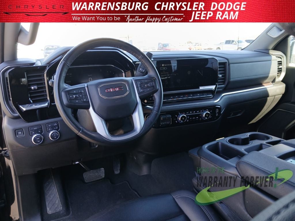 2025 GMC Sierra 1500 4WD Crew Cab Short Box SLT