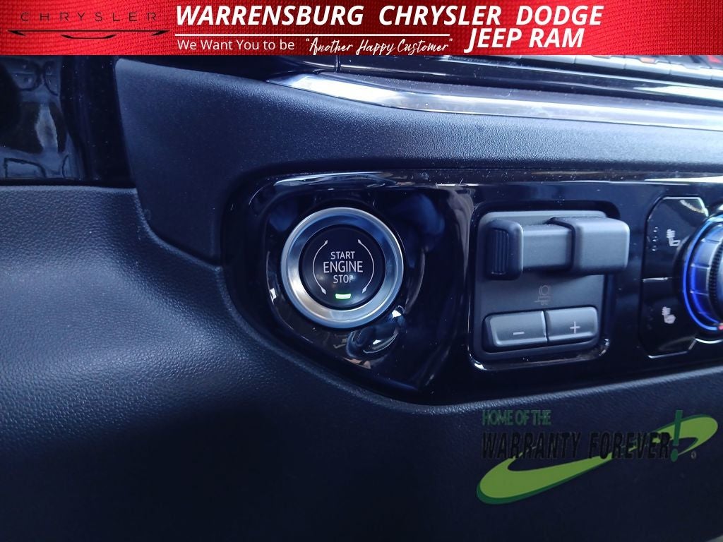 2025 GMC Sierra 1500 4WD Crew Cab Short Box SLT