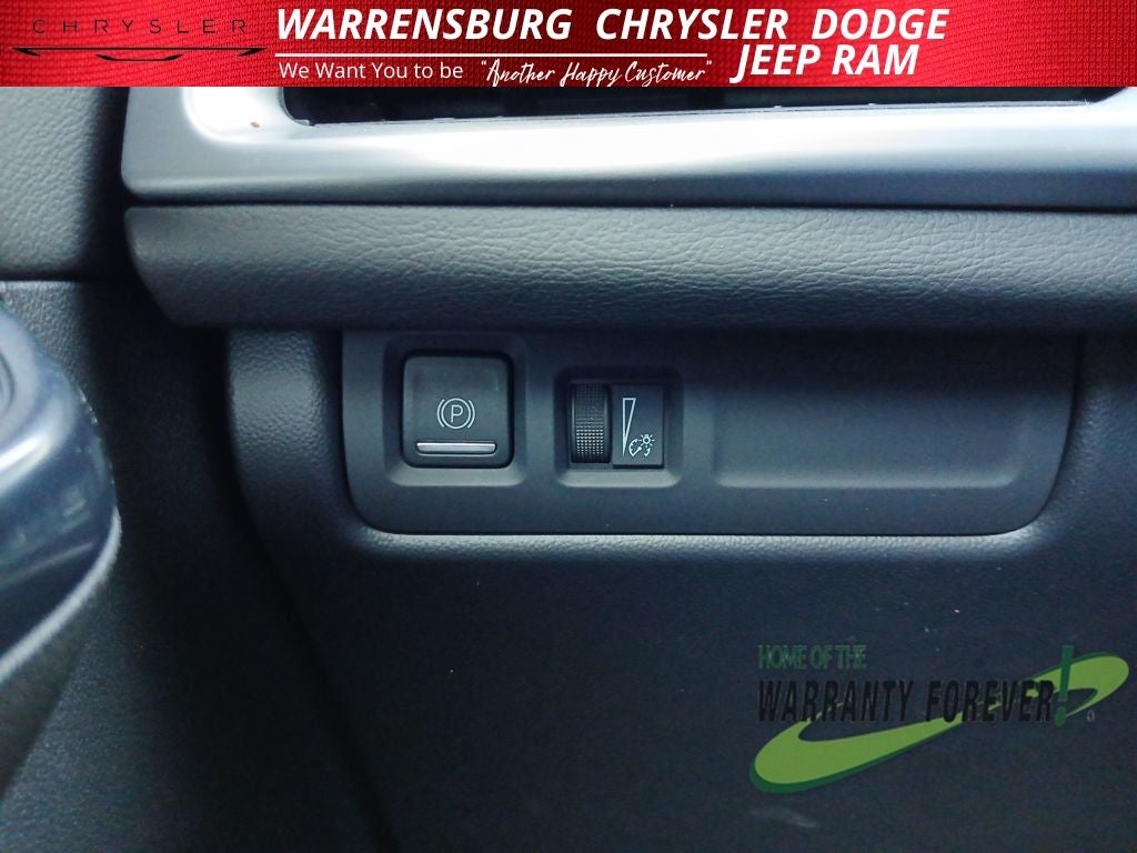 2025 Cadillac XT4 FWD Premium Luxury