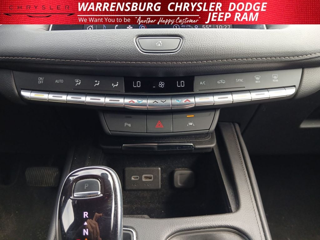 2023 Cadillac XT4 AWD Premium Luxury