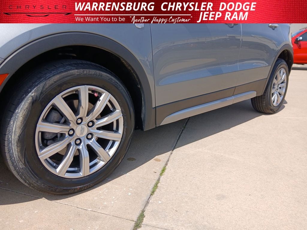 2023 Cadillac XT4 AWD Premium Luxury