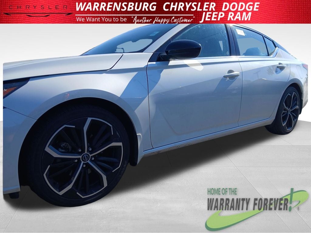 2023 Nissan Altima SR FWD