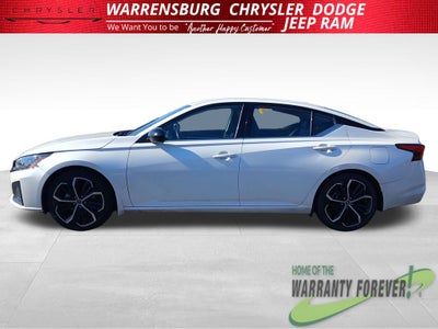 2023 Nissan Altima SR FWD