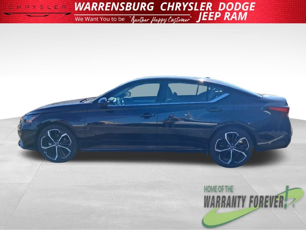 2025 Nissan Altima SR FWD