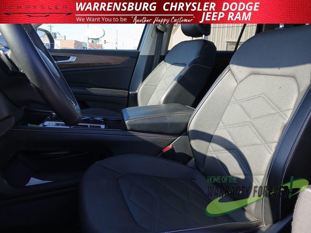 2024 Volkswagen Atlas 2.0T SE w/Technology