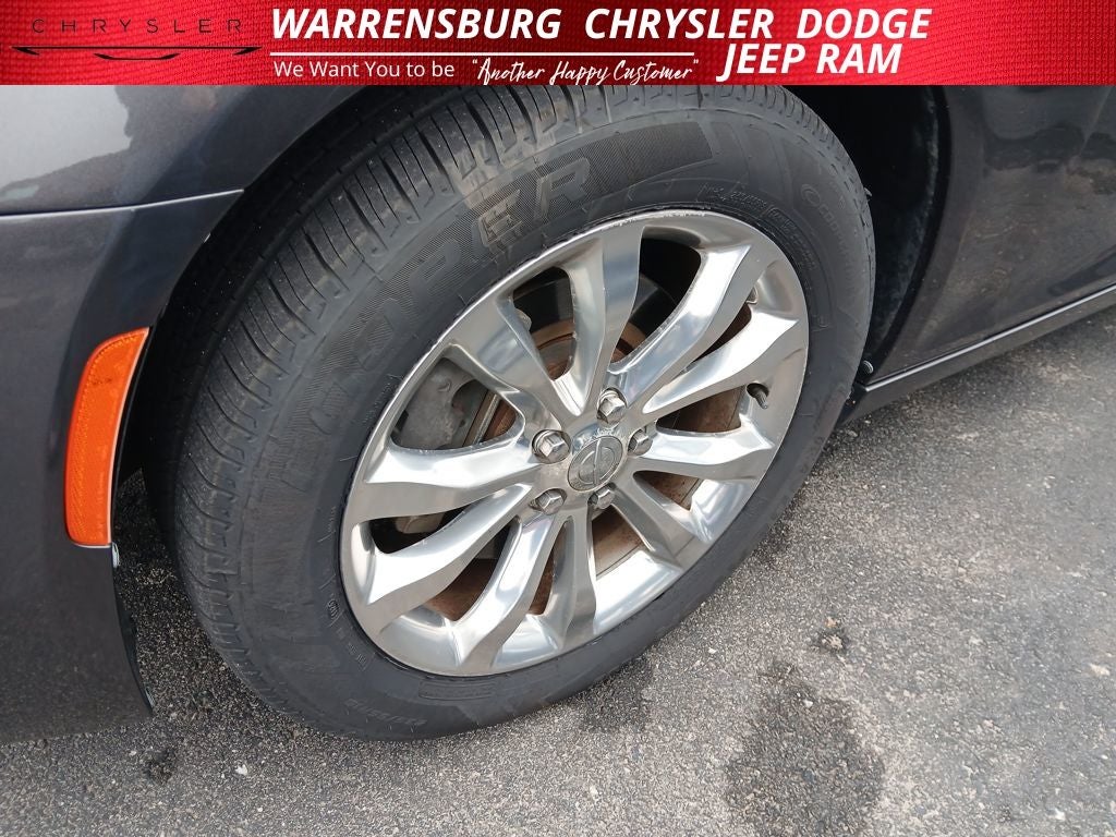 2015 Chrysler 300 Limited