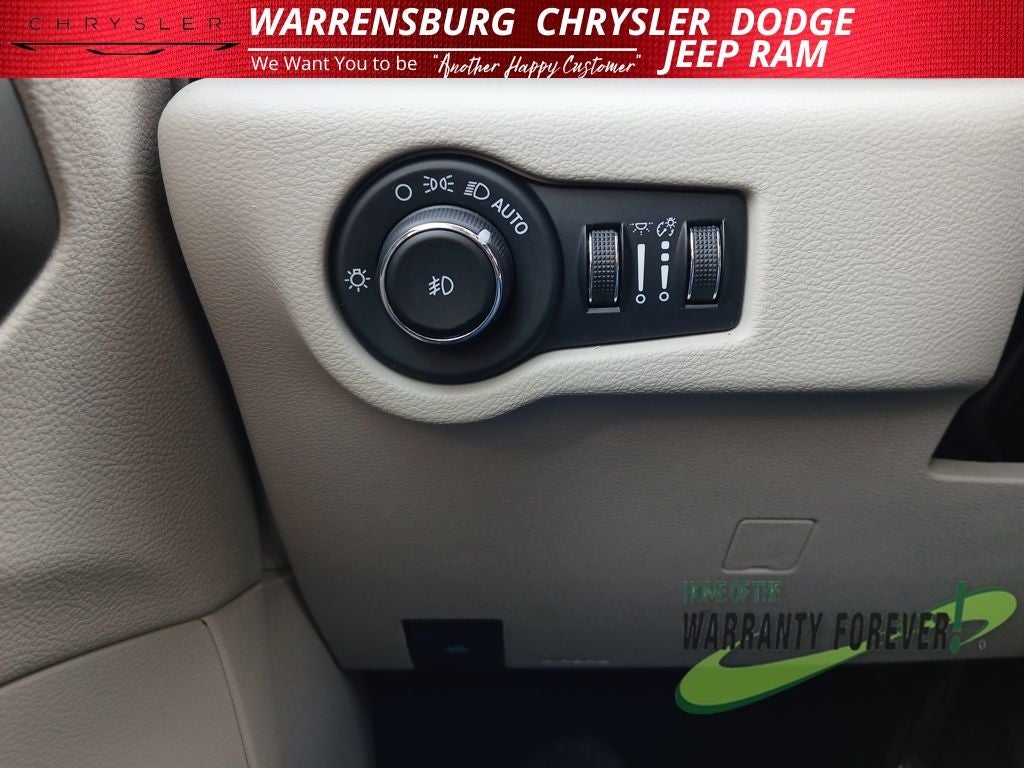 2023 Chrysler Pacifica Touring L