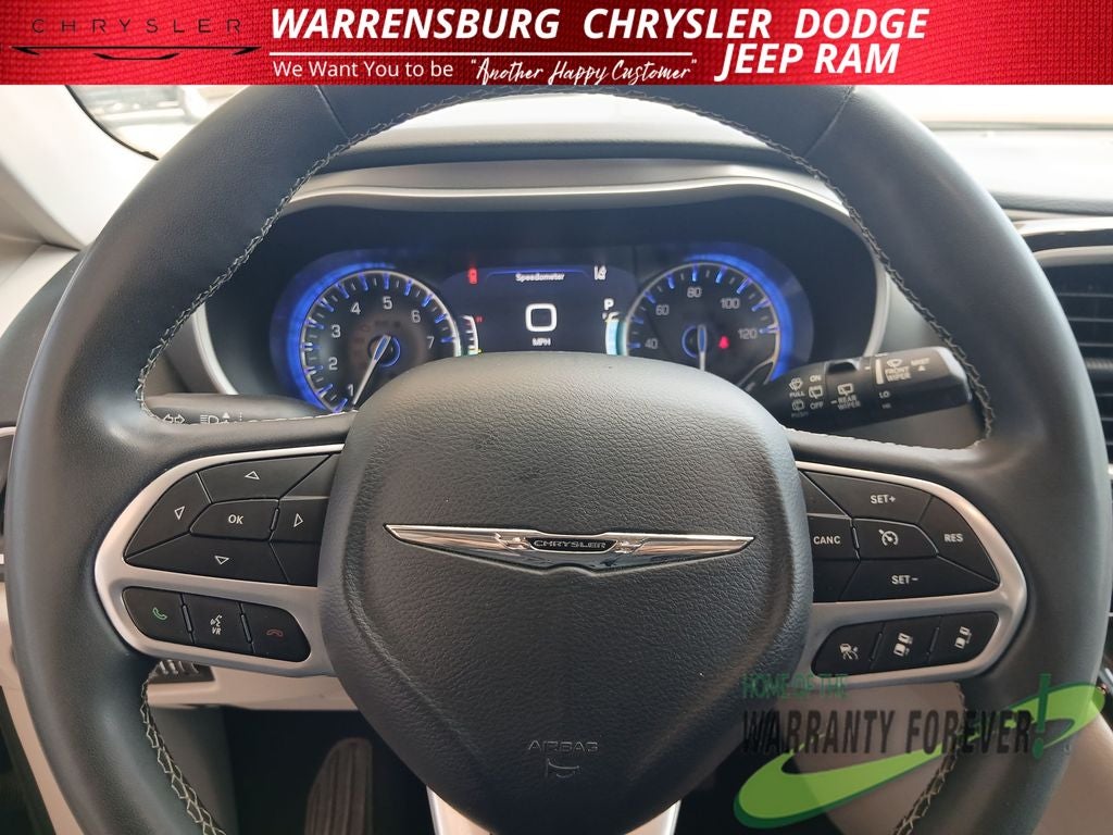 2022 Chrysler Pacifica Touring L