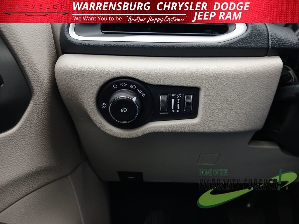 2023 Chrysler Pacifica Touring L