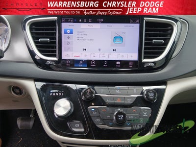 2022 Chrysler Pacifica Touring L