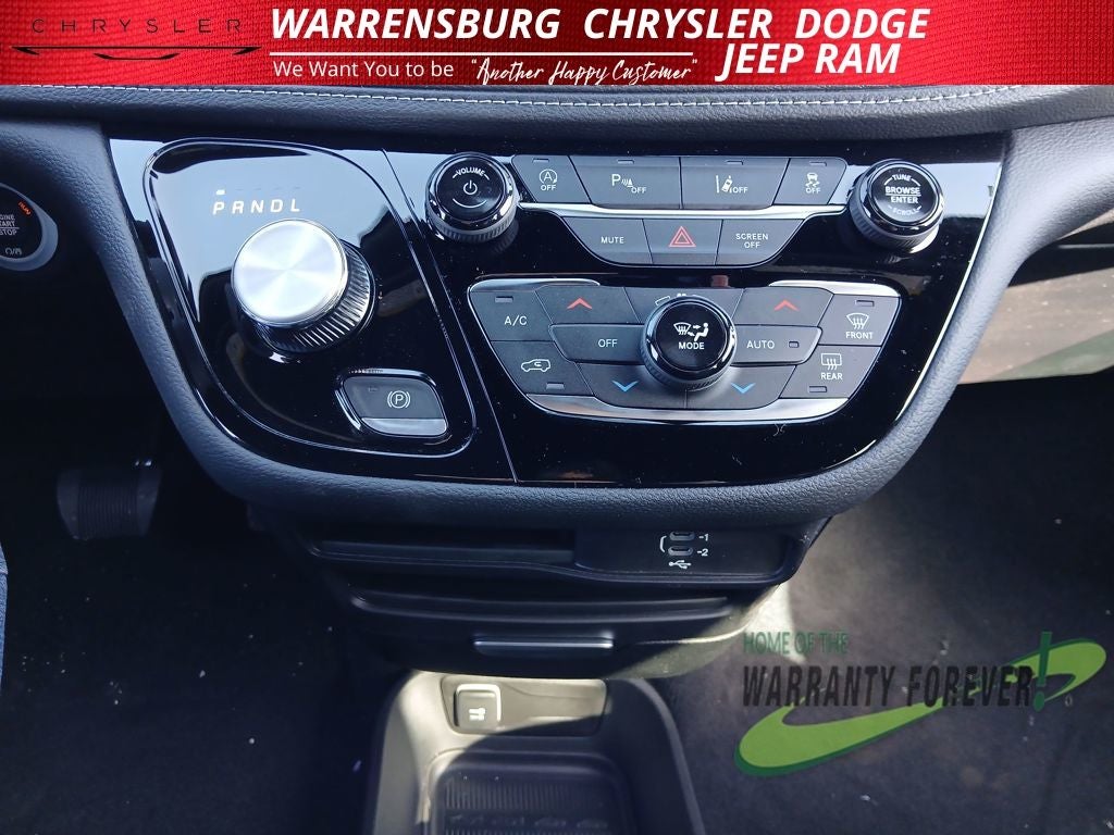 2026 Chrysler Pacifica PACIFICA SELECT