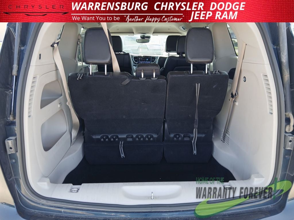 2024 Chrysler Pacifica Touring L