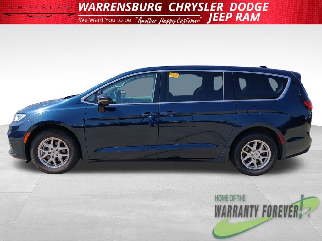 2024 Chrysler Pacifica Touring L