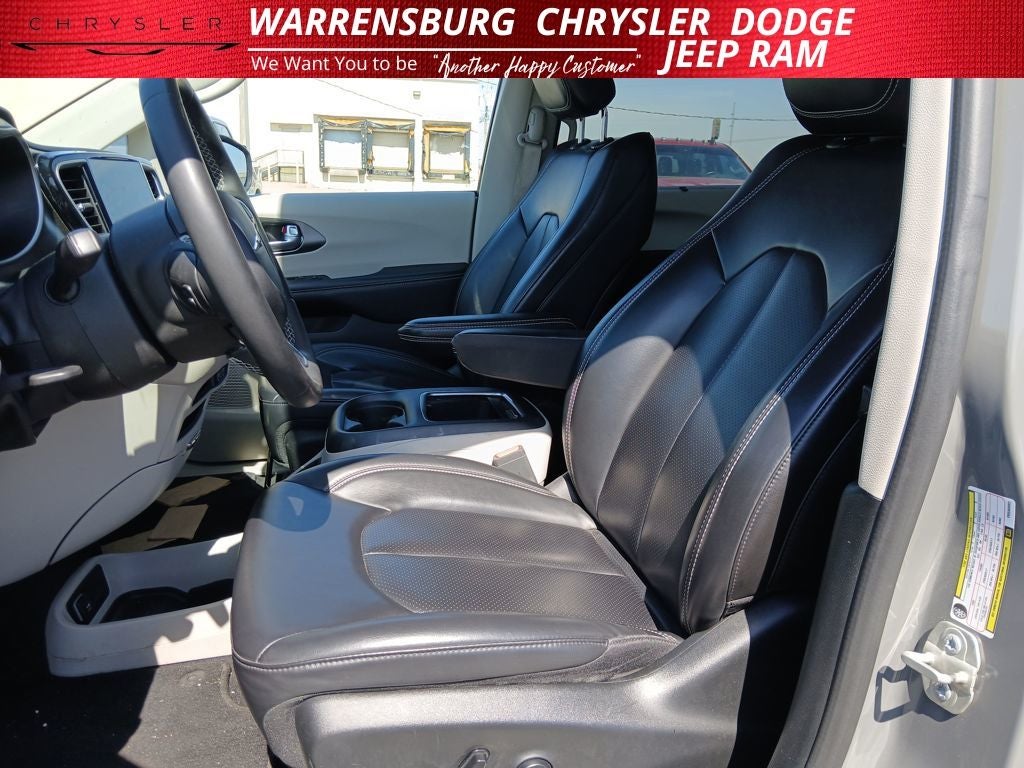 2023 Chrysler Pacifica Touring L