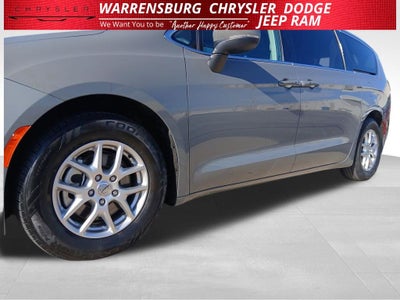 2023 Chrysler Pacifica Touring L