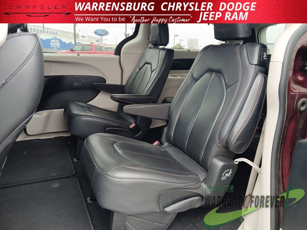2020 Chrysler Pacifica Touring L