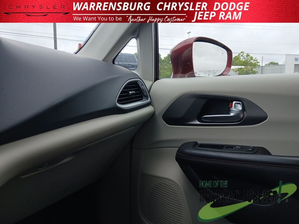 2020 Chrysler Pacifica Touring L