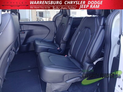 2026 Chrysler Voyager VOYAGER LX