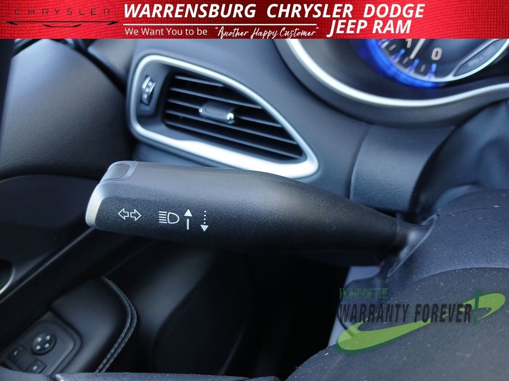 2026 Chrysler Voyager VOYAGER LX