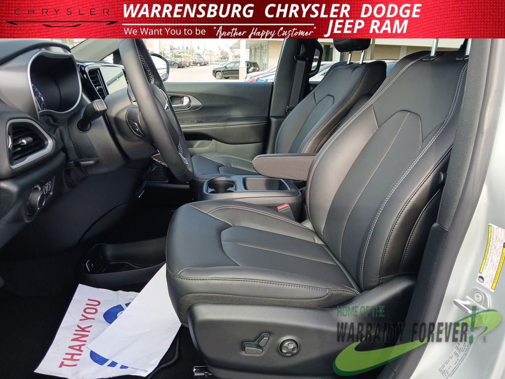 2026 Chrysler Voyager VOYAGER LX