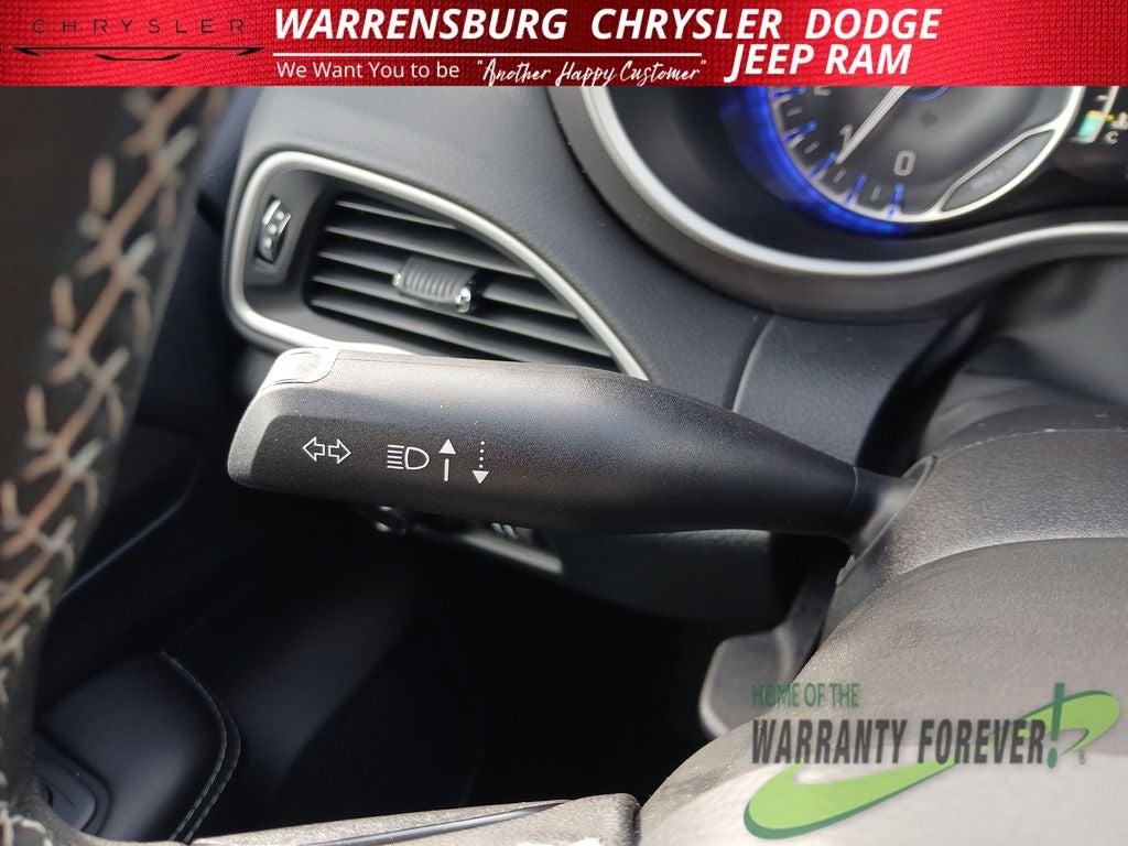 2026 Chrysler Voyager VOYAGER LX