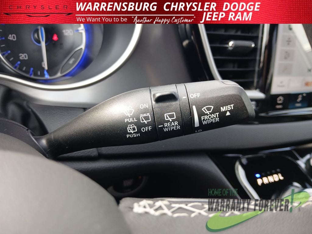 2026 Chrysler Voyager VOYAGER LX