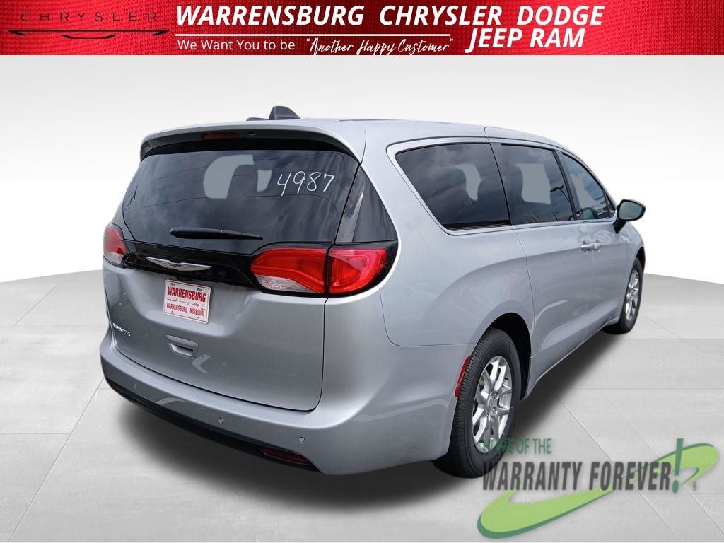 2026 Chrysler Voyager VOYAGER LX
