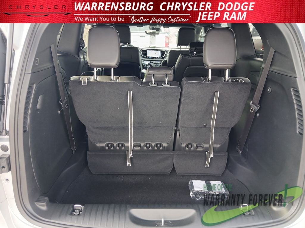 2026 Chrysler Voyager VOYAGER LX