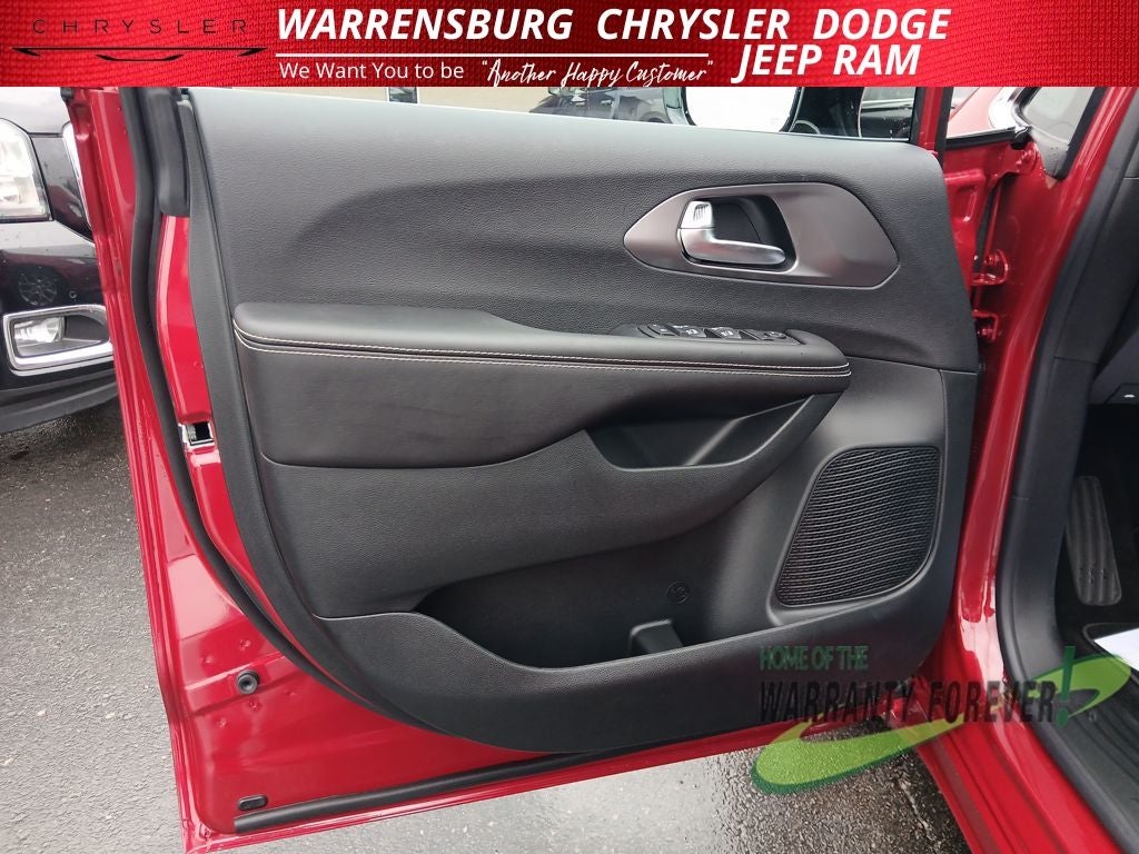 2026 Chrysler Voyager VOYAGER LX