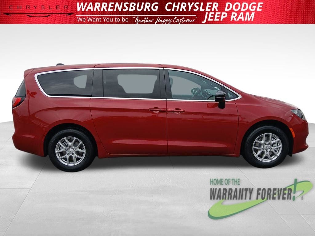 2026 Chrysler Voyager VOYAGER LX