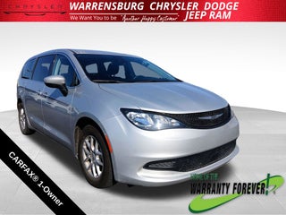 2023 Chrysler Voyager LX