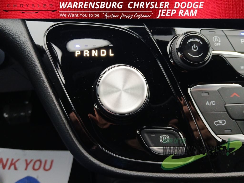 2026 Chrysler Voyager VOYAGER LX